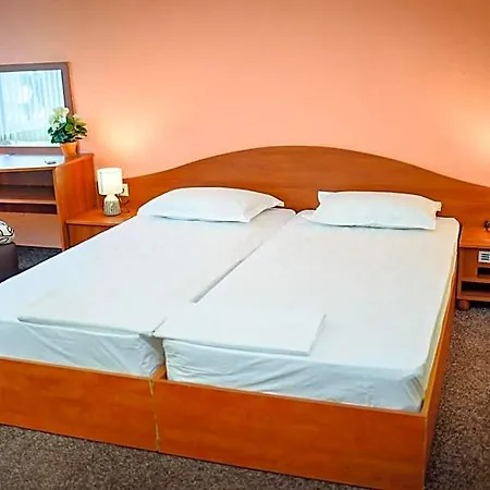 Family Hotel 3*